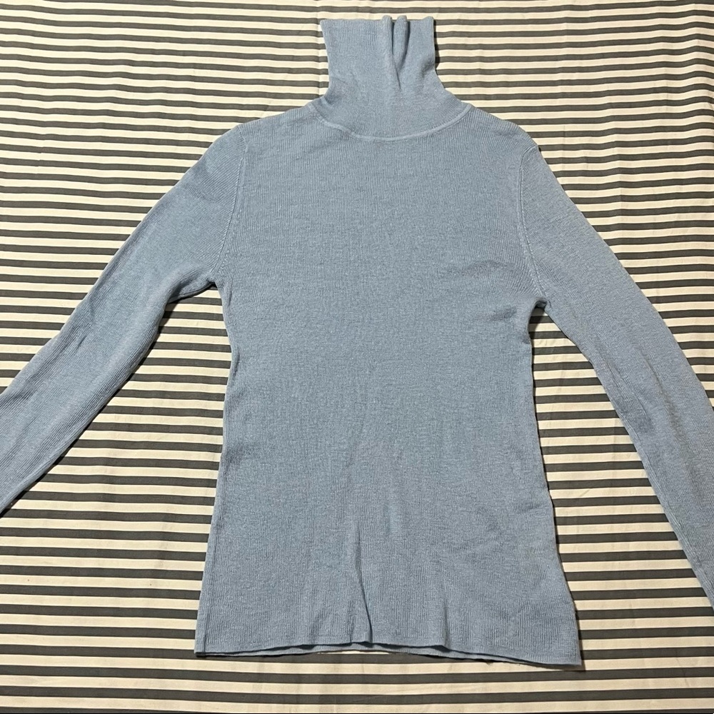 Sky blue turtle neck long sleeve shirt
